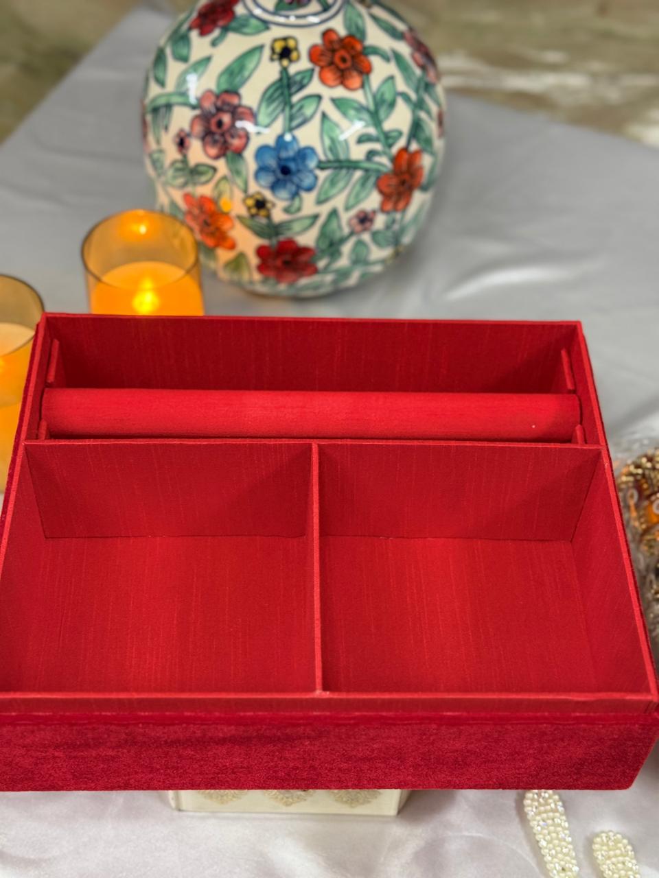 Hand Embroidered Choora & Khalirey Box with Separate Lid
