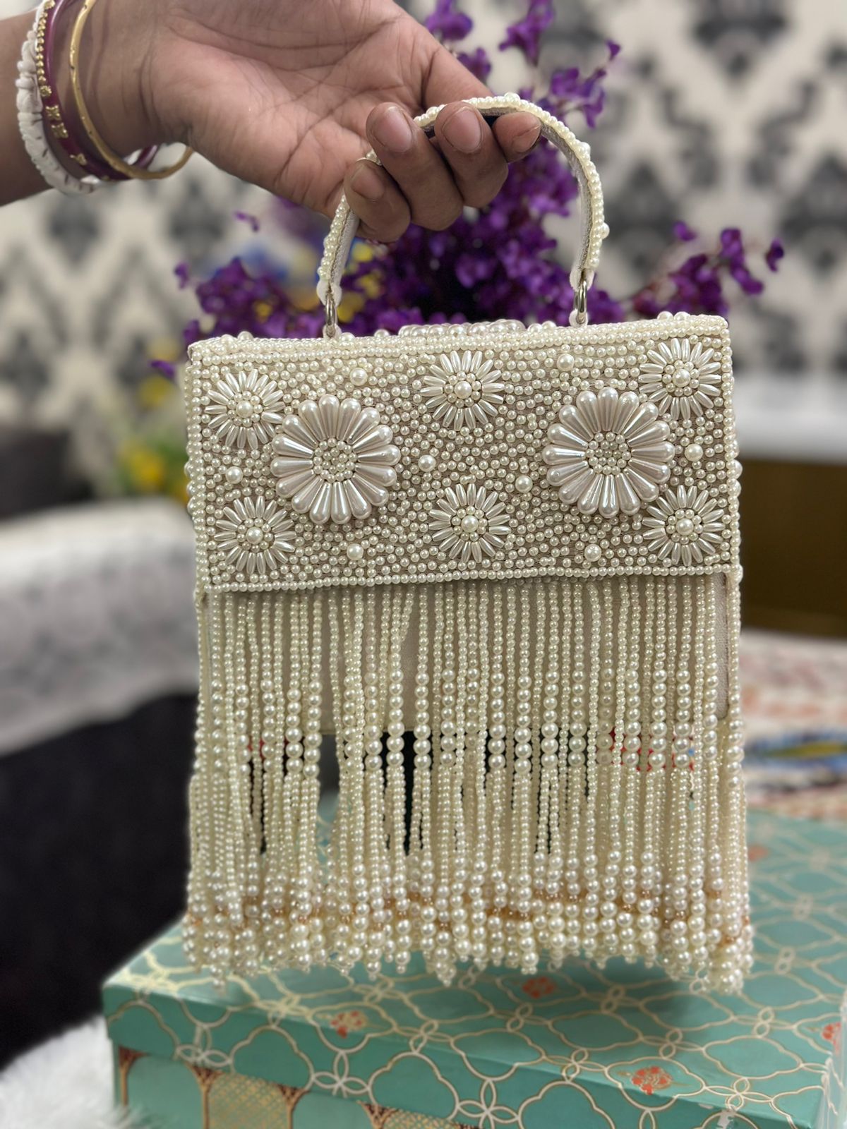Amy Designer Clutch 7005 – luxury hand-embroidered party clutch with intricate beadwork from Perfect Cutt