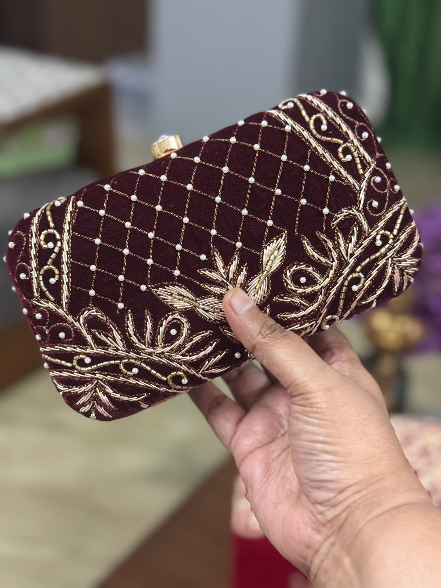 Customized clutch 9002