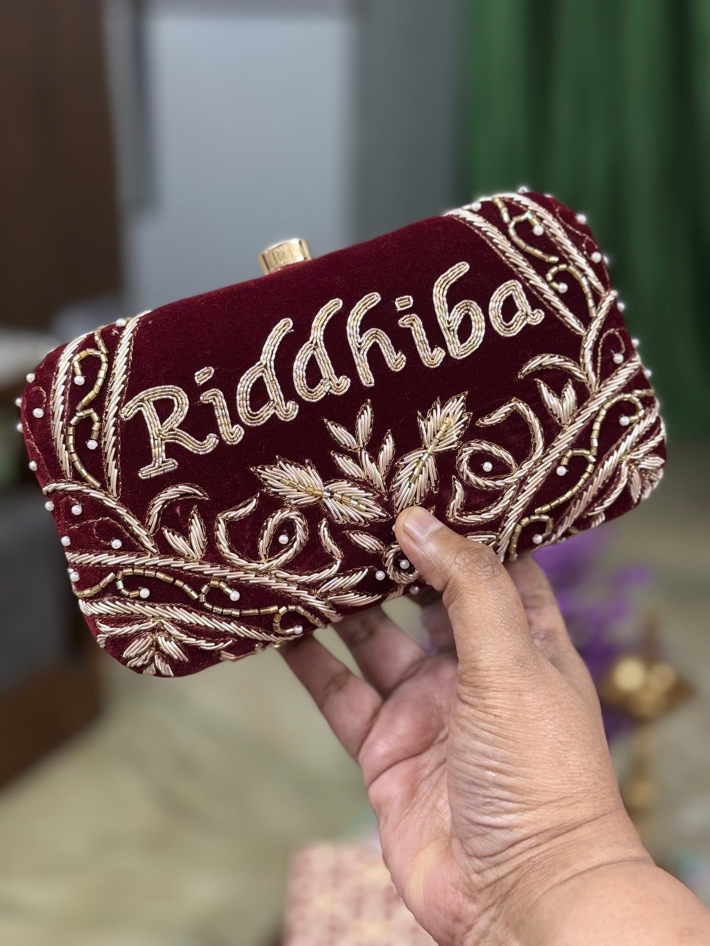 Customized clutch 9002