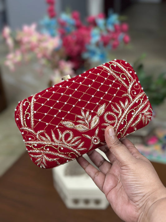 Customized Clutch 9002 – personalized embroidered clutch from Perfect Cutt
