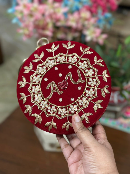 Customized Clutch 9001 – personalized embroidered clutch from Perfect Cutt