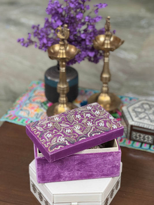 Hand Embroidered Gift Box - Velvet Finish
