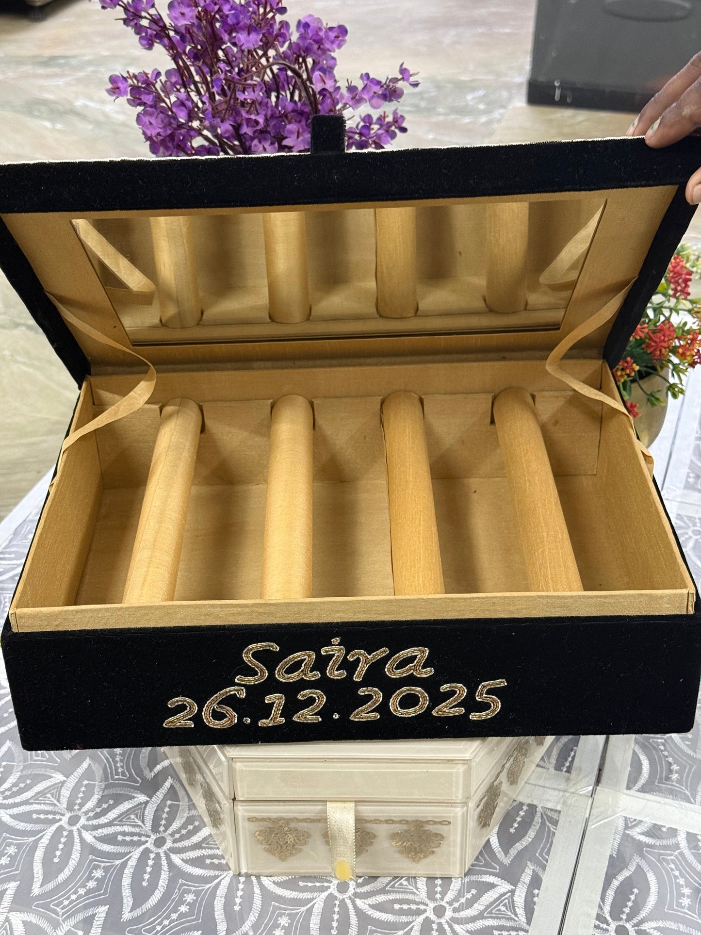 Customized bangle box |Hand embroidered - Perfectcutt