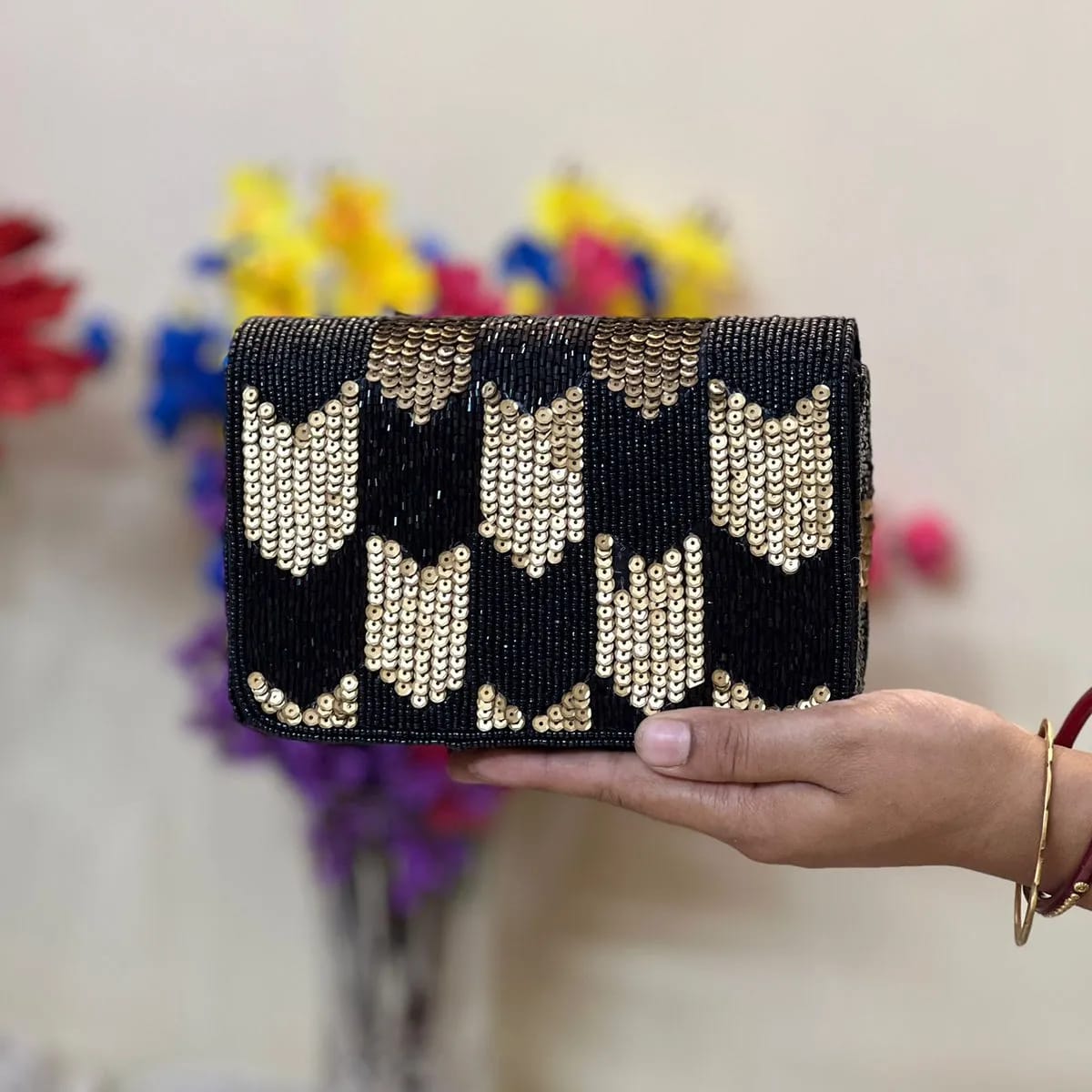 Sequence party Clutch
